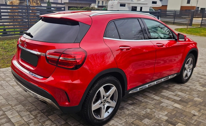 Mercedes-Benz GLA cena 103000 przebieg: 63904, rok produkcji 2019 z Warszawa małe 92